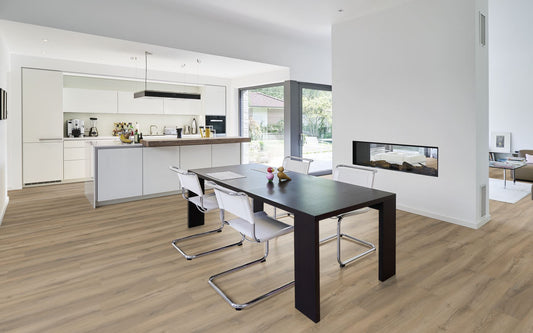 Bild Wohnzimmer Küche mit HEBO Klick-Vinyl BACH inte. Trittschalldämmung